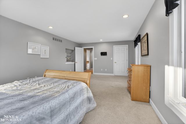 9 Golfside Drive, Saint Clair, MI 48079