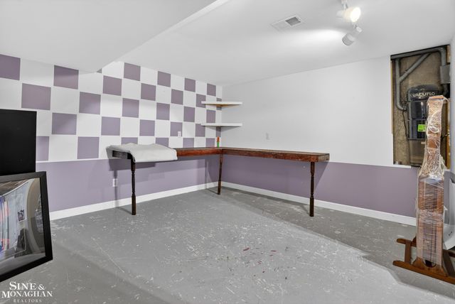 9 Golfside Drive, Saint Clair, MI 48079