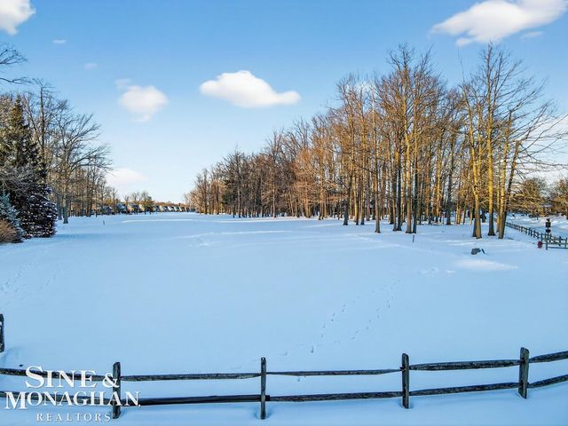 9 Golfside Drive, Saint Clair, MI 48079