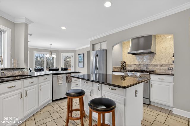 9 Golfside Drive, Saint Clair, MI 48079