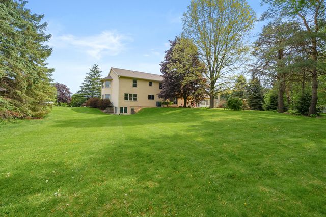 5471 Gatwick Court, Texas Twp, MI 49009