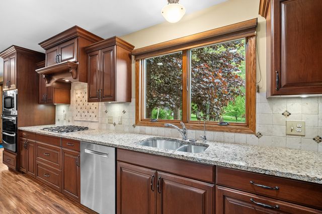 5471 Gatwick Court, Texas Twp, MI 49009