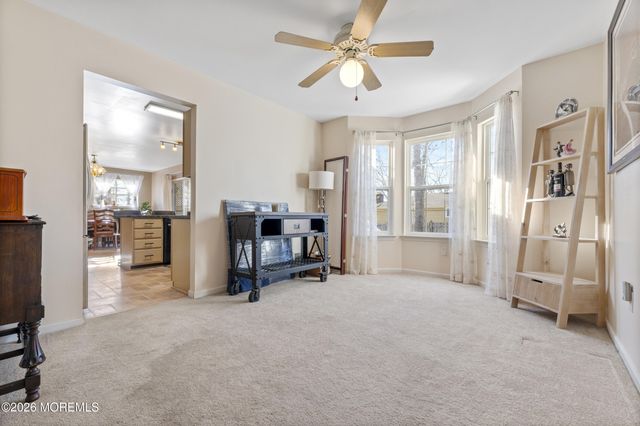 216 Tackle Avenue, Manahawkin, NJ 08050