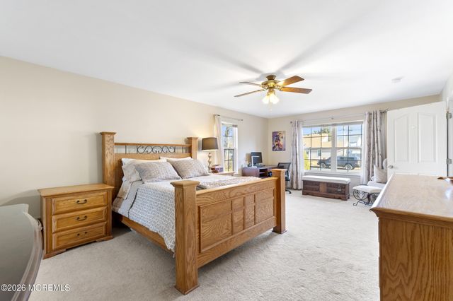 216 Tackle Avenue, Manahawkin, NJ 08050