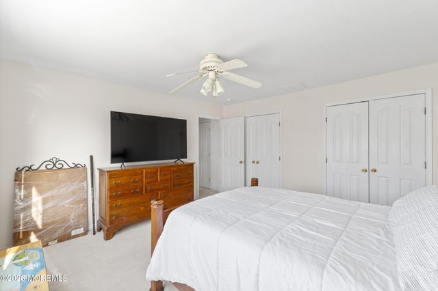 216 Tackle Avenue, Manahawkin, NJ 08050