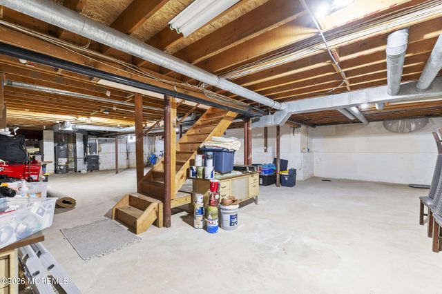 216 Tackle Avenue, Manahawkin, NJ 08050