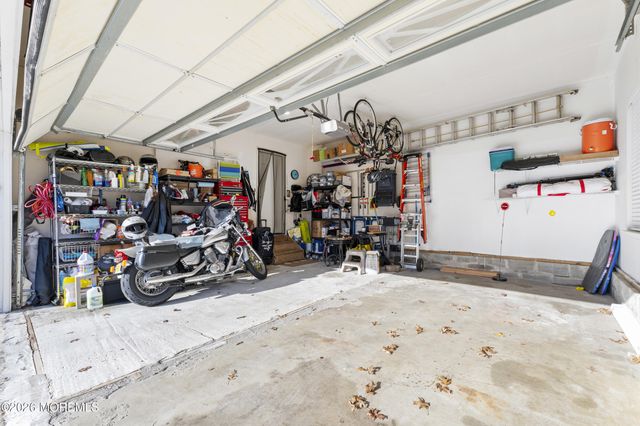 216 Tackle Avenue, Manahawkin, NJ 08050