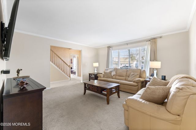 216 Tackle Avenue, Manahawkin, NJ 08050