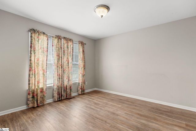 206 Oakland Avenue, Greer, SC 29650