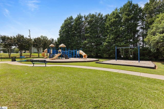 206 Oakland Avenue, Greer, SC 29650