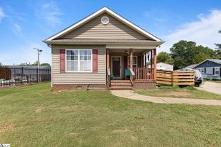 206 Oakland Avenue, Greer, SC 29650