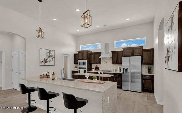 432 Jaime Alvarado Court, Clint, TX 79836