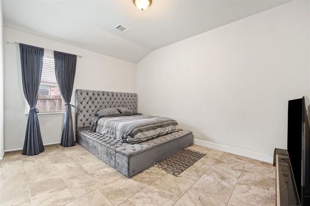 14702 Garner Falls Trail, Humble, TX 77396