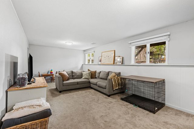 896 Sunrise Court, Stillwater, MN 55082