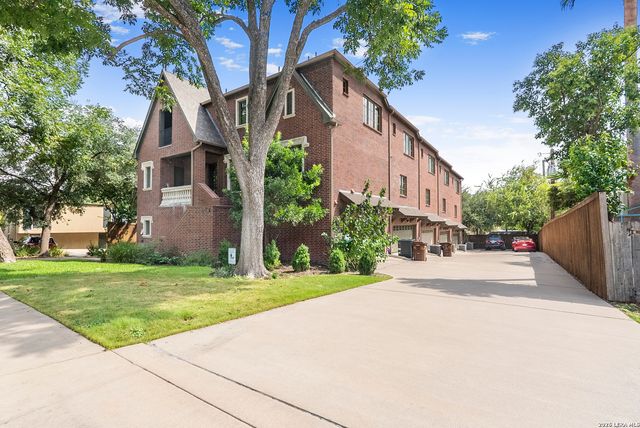 210 Arcadia Pl Apt 4, San Antonio, TX 78209