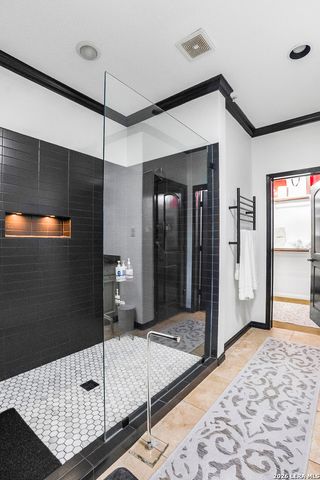 210 Arcadia Pl Apt 4, San Antonio, TX 78209