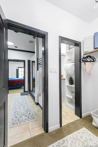 210 Arcadia Pl Apt 4, San Antonio, TX 78209