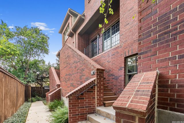 210 Arcadia Pl Apt 4, San Antonio, TX 78209