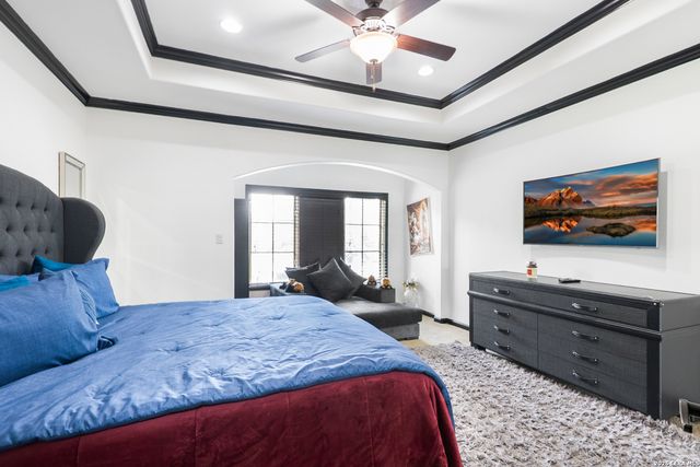 210 Arcadia Pl Apt 4, San Antonio, TX 78209