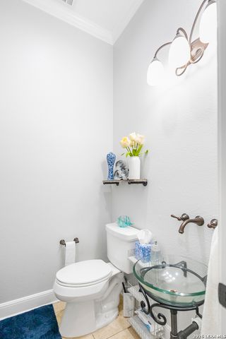 210 Arcadia Pl Apt 4, San Antonio, TX 78209