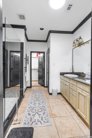 210 Arcadia Pl Apt 4, San Antonio, TX 78209
