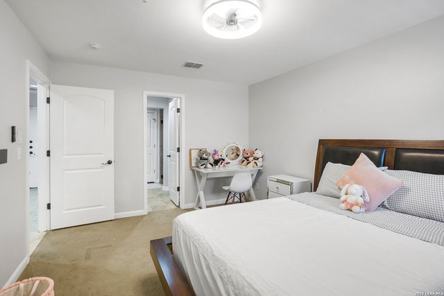 210 Arcadia Pl Apt 4, San Antonio, TX 78209