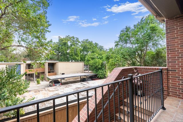 210 Arcadia Pl Apt 4, San Antonio, TX 78209