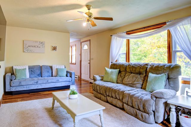 69 College Road, Wolfeboro, NH 03894