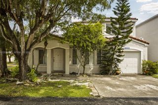 16525 SW 97th Terrace, Miami, FL 33196