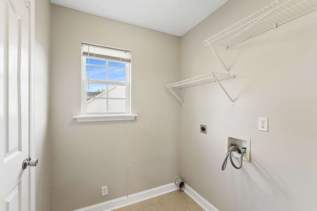 1405 Fall Pkwy, Murfreesboro, TN 37129