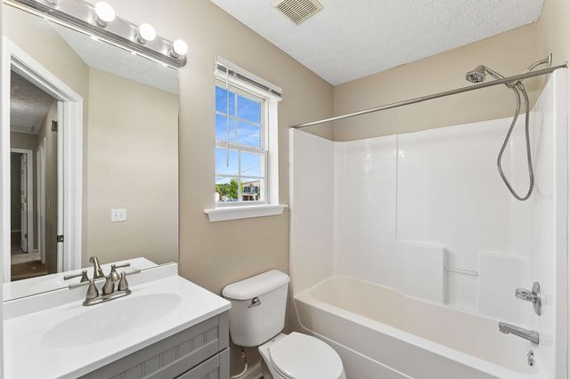 1405 Fall Pkwy, Murfreesboro, TN 37129
