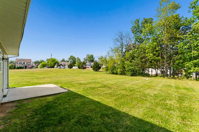 1405 Fall Pkwy, Murfreesboro, TN 37129