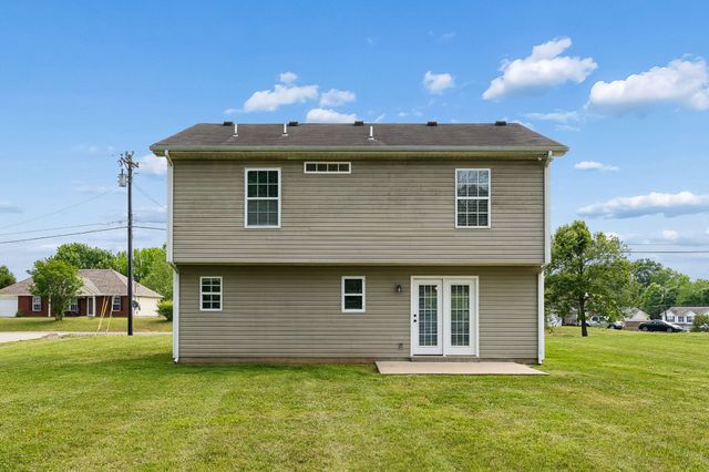 1405 Fall Pkwy, Murfreesboro, TN 37129
