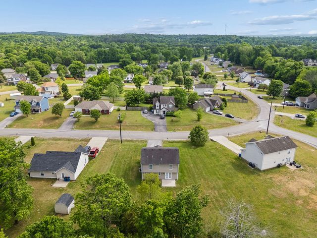 1405 Fall Pkwy, Murfreesboro, TN 37129