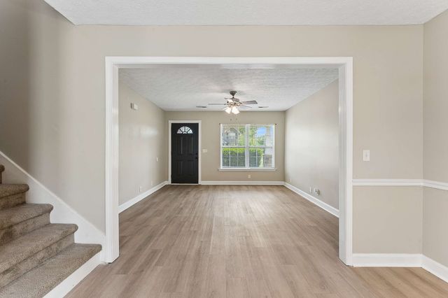1405 Fall Pkwy, Murfreesboro, TN 37129