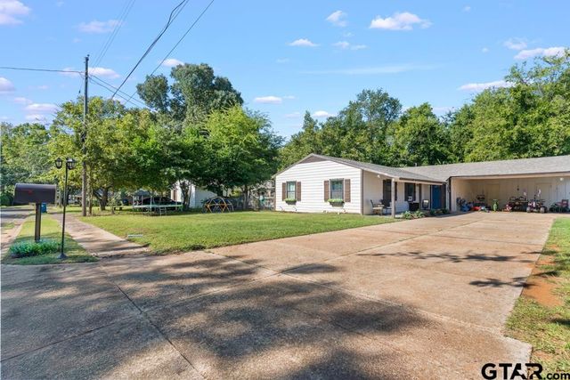 203 Highland Drive, Daingerfield, TX 75638