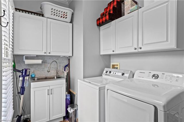 174 Stadium Oaks Drive, Clemmons, NC 27012