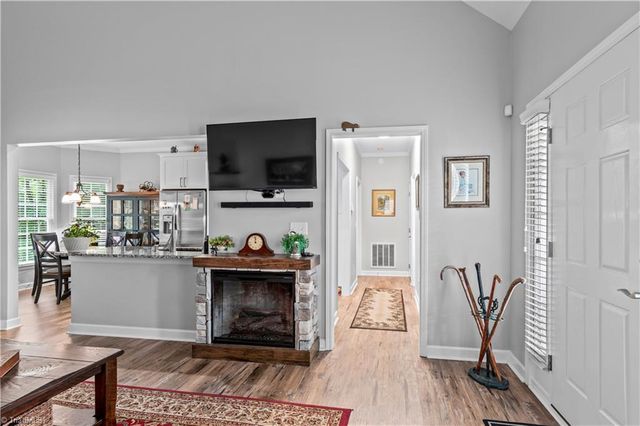 174 Stadium Oaks Drive, Clemmons, NC 27012