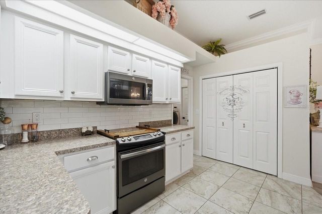 6320 KINGWAY LANE, Spring Hill, FL 34608