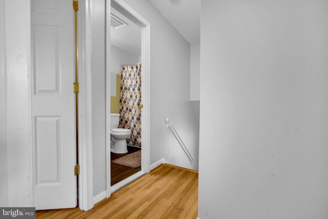 1 BETHAYRES CT, Derwood, MD 20855