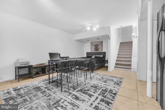 1 BETHAYRES CT, Derwood, MD 20855