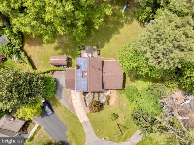 1 BETHAYRES CT, Derwood, MD 20855