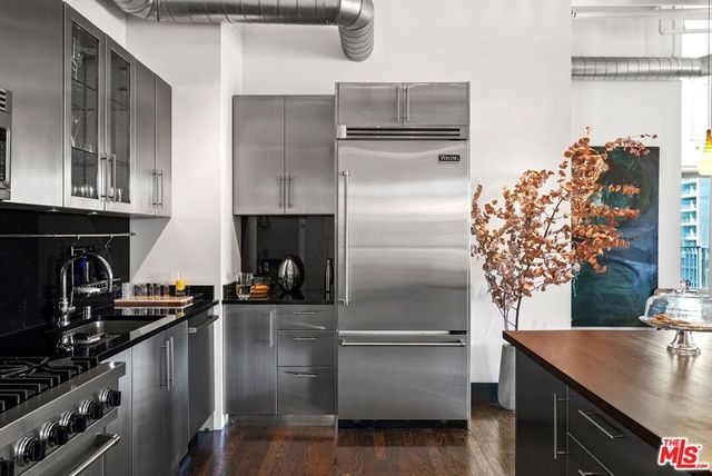 849 S Broadway 1210, Los Angeles, CA 90014
