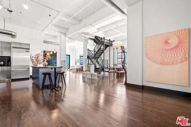 849 S Broadway 1210, Los Angeles, CA 90014