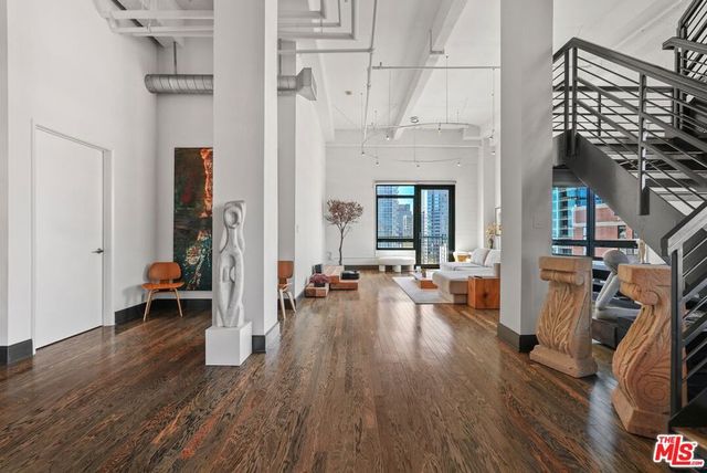 849 S Broadway 1210, Los Angeles, CA 90014