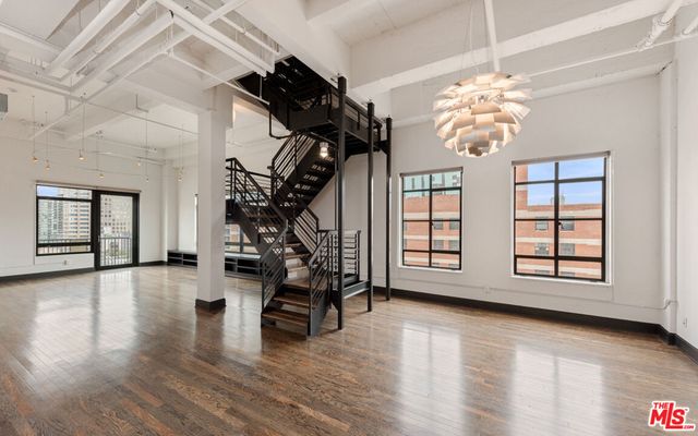 849 S Broadway 1210, Los Angeles, CA 90014