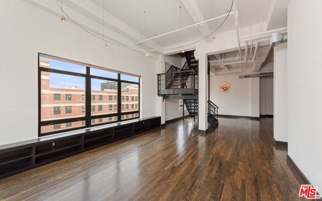 849 S Broadway 1210, Los Angeles, CA 90014
