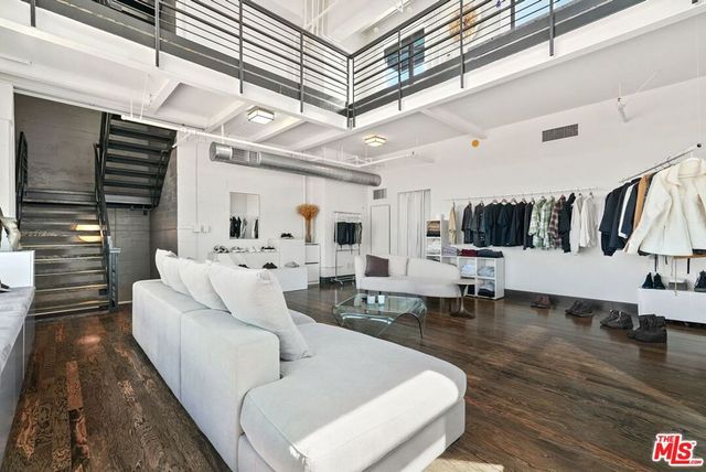 849 S Broadway 1210, Los Angeles, CA 90014