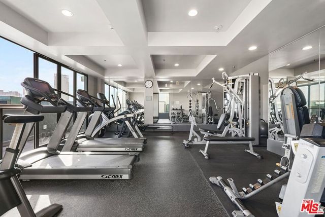 849 S Broadway 1210, Los Angeles, CA 90014