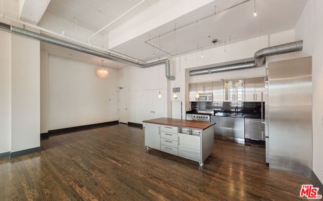 849 S Broadway 1210, Los Angeles, CA 90014